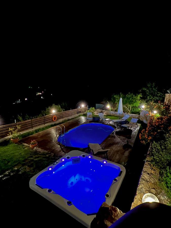 Ampelos Cretan Villa - Private Pool & Heated Ozone Jacuzzi Yerolákkos Exterior foto